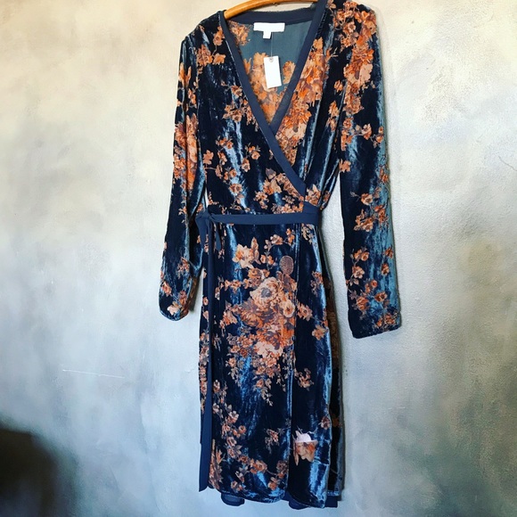 Last one Anthropologie velvet wrap Enya dress - Picture 3 of 8